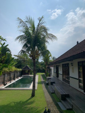 AGUNG VILLAGE